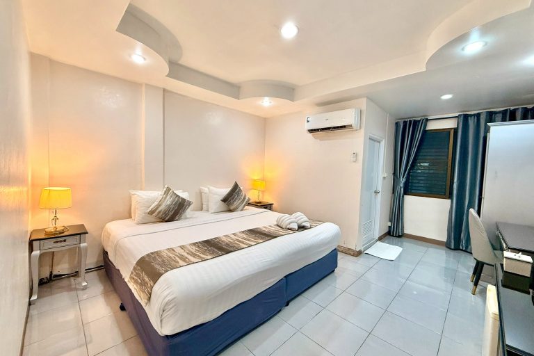 LINE_ALBUM_standard_251104_1